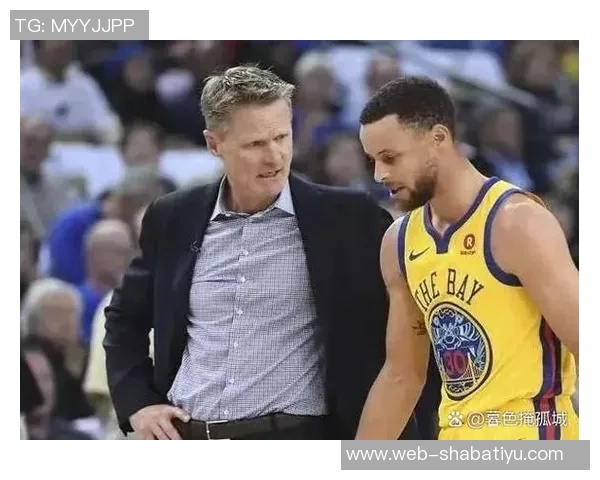 库里回应外界对库明加适应勇士的质疑表示仍然充满期待